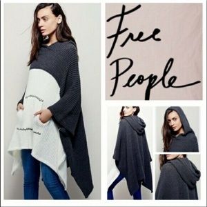Free People Brook side, hooded poncho, very good condition, One size